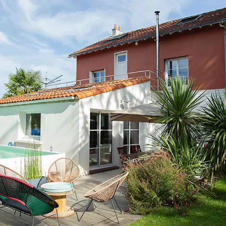 Le Nid Du Massereau Bed & Breakfast